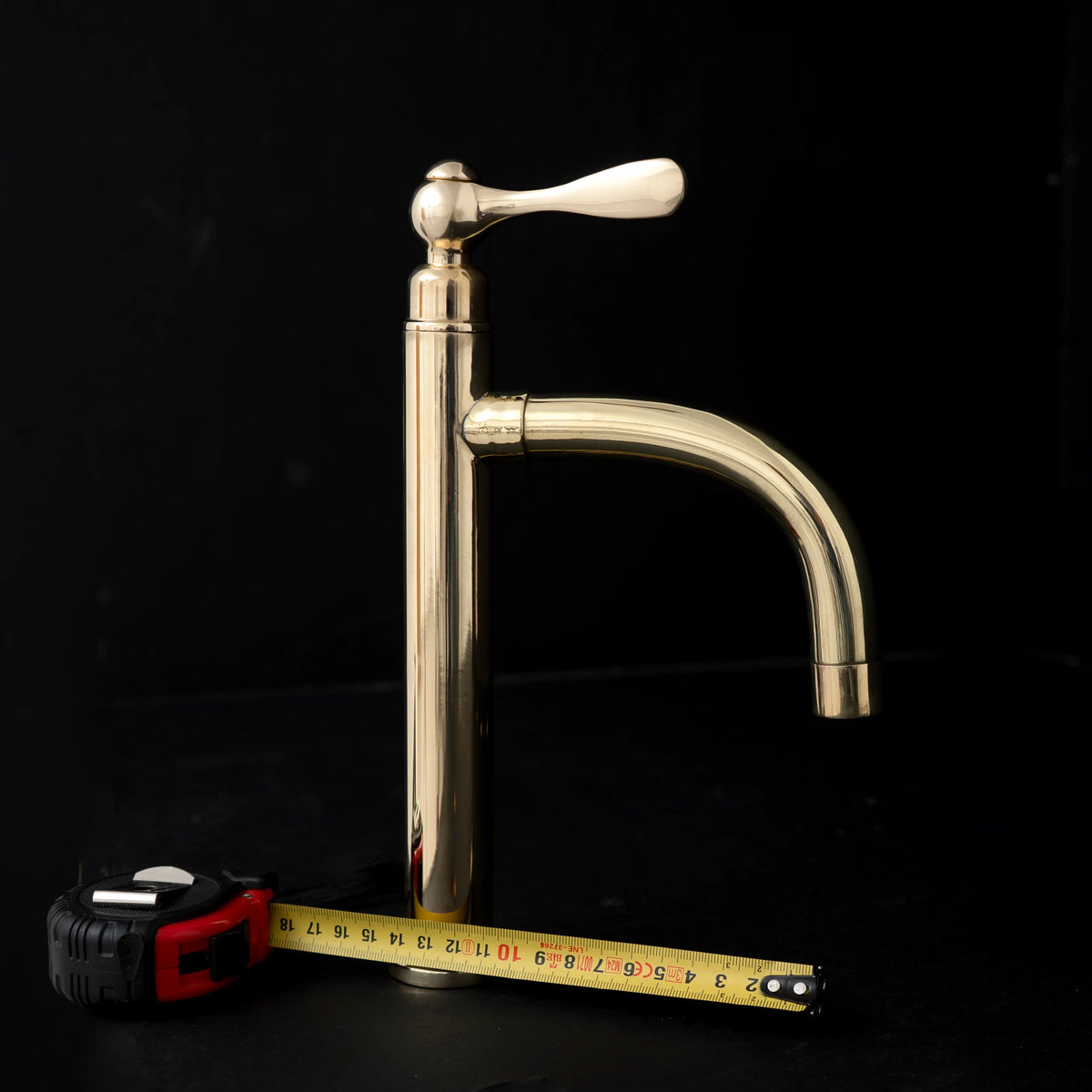 Powder room faucet