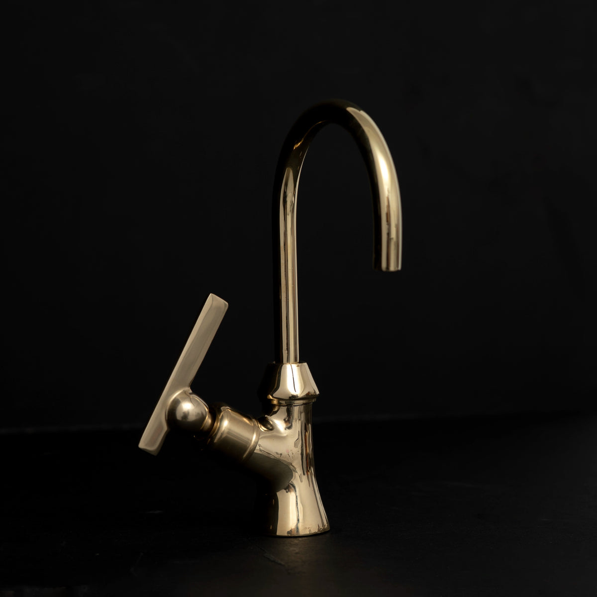 Drinking water tap