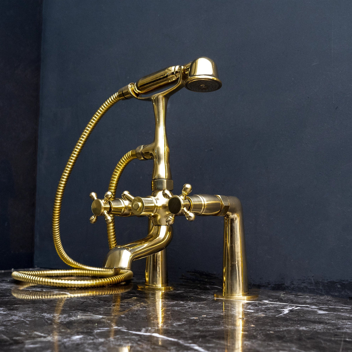 London Bath Tub Filler