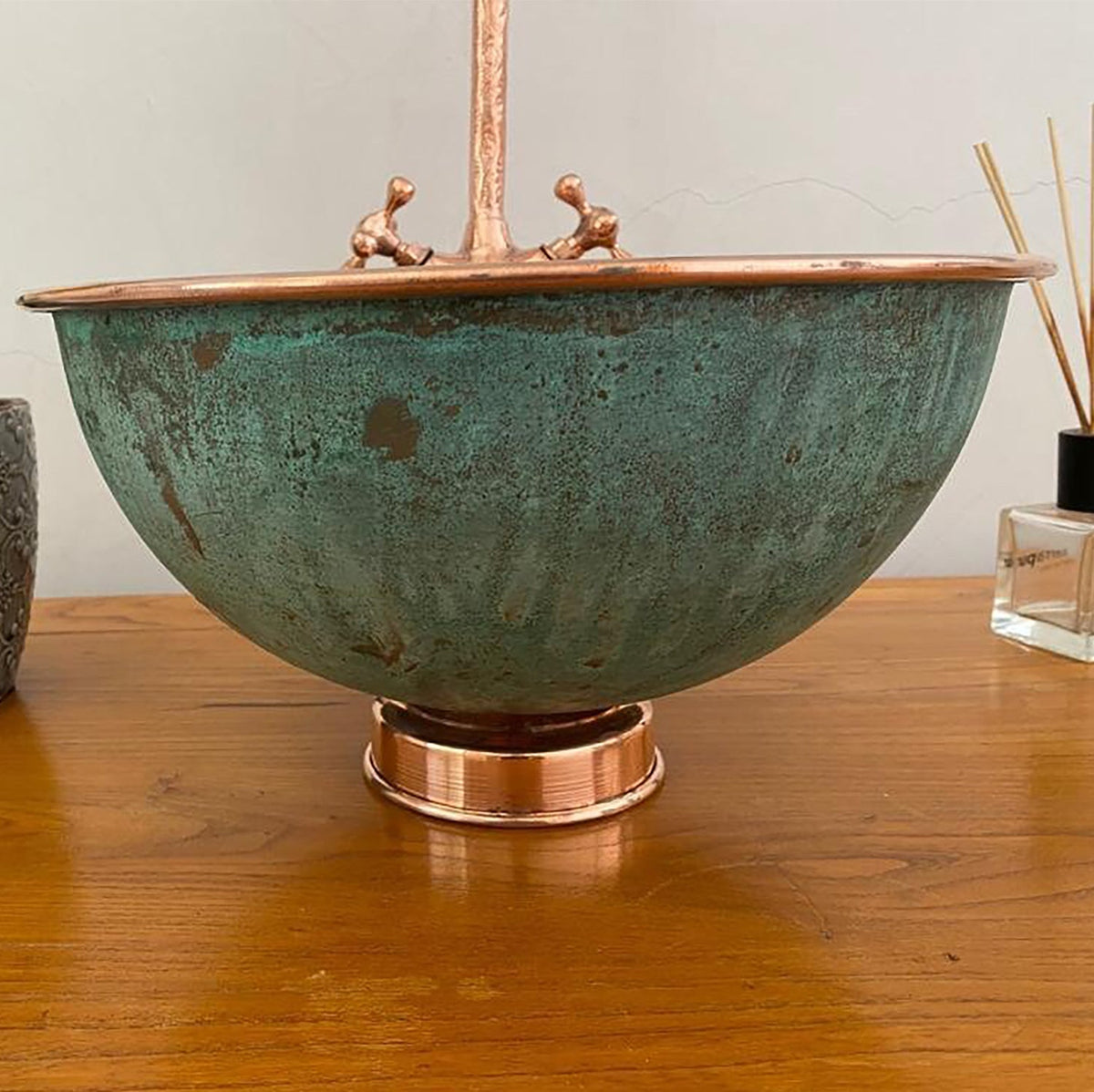 Wash Basin Bathroom Sink, Green Patina Round Copper Vessel Sink