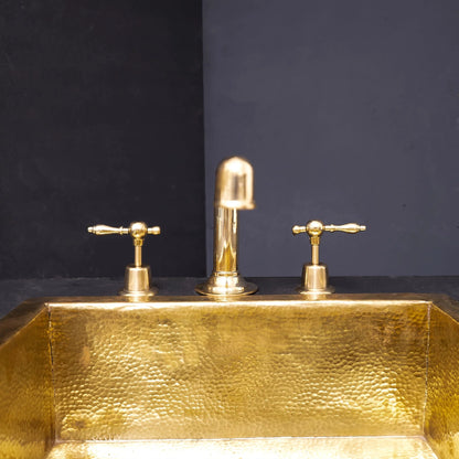 Rectangular Widespread  Faucet
